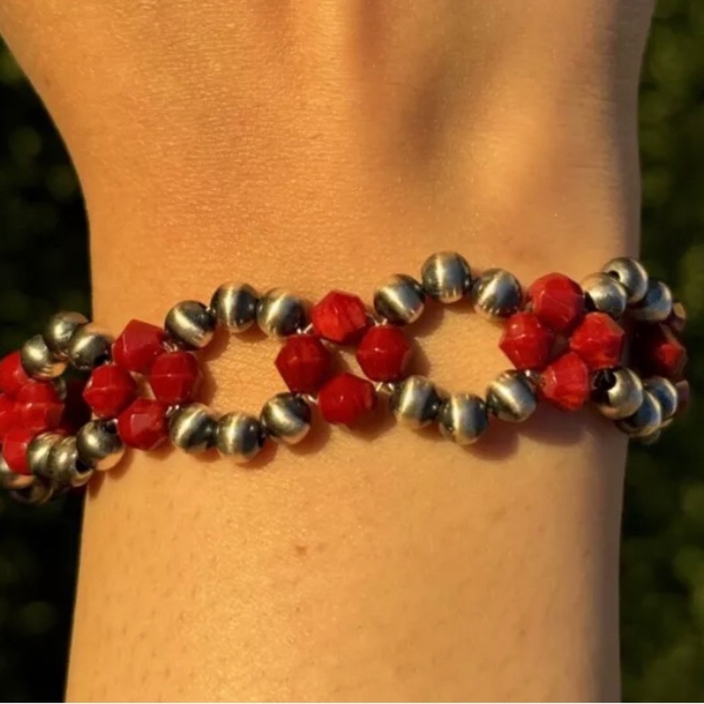 Floral Sterling Silver Red Bamboo Coral Pearls Bead Bracelet. 7 Inch